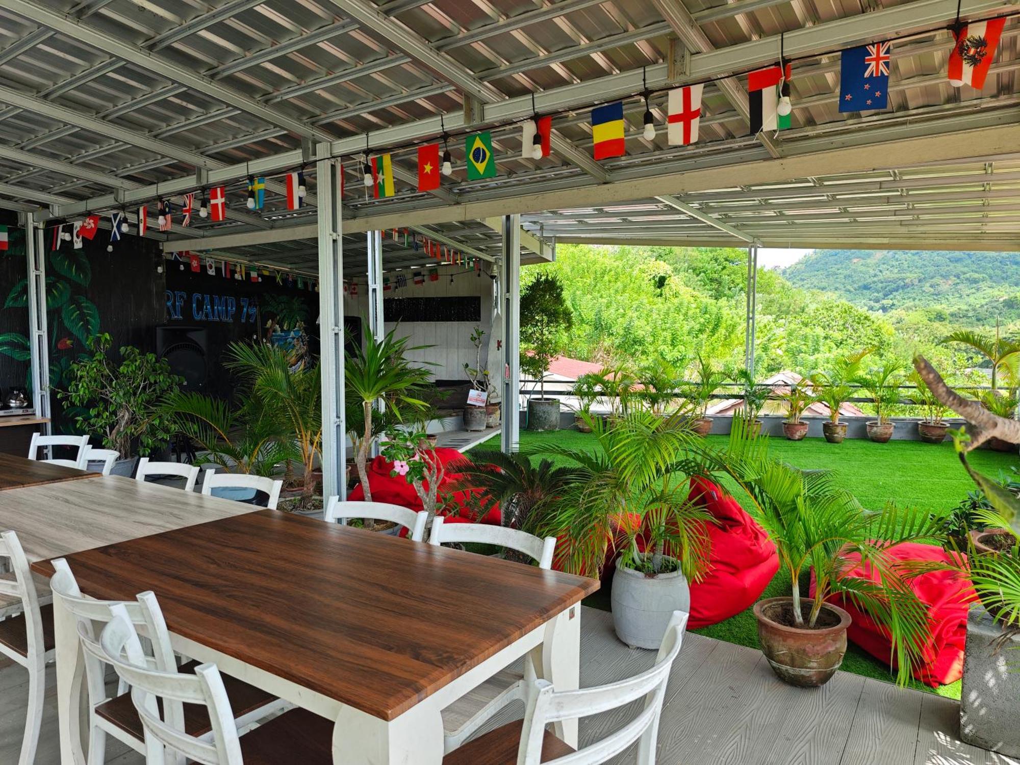Kuta  Surf Camp 79酒店 外观 照片